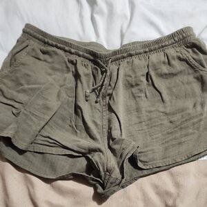 Universal Thread Khaki Women's Athletic Shorts